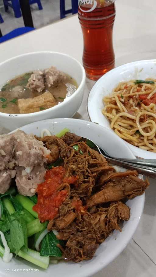 Baso & Mie Ayam Cikal 4