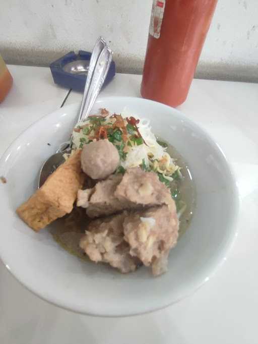 Baso & Mie Ayam Cikal 5