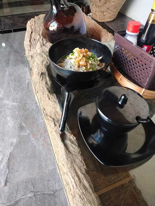 Kedai Soto Bakso Cibolerang 2