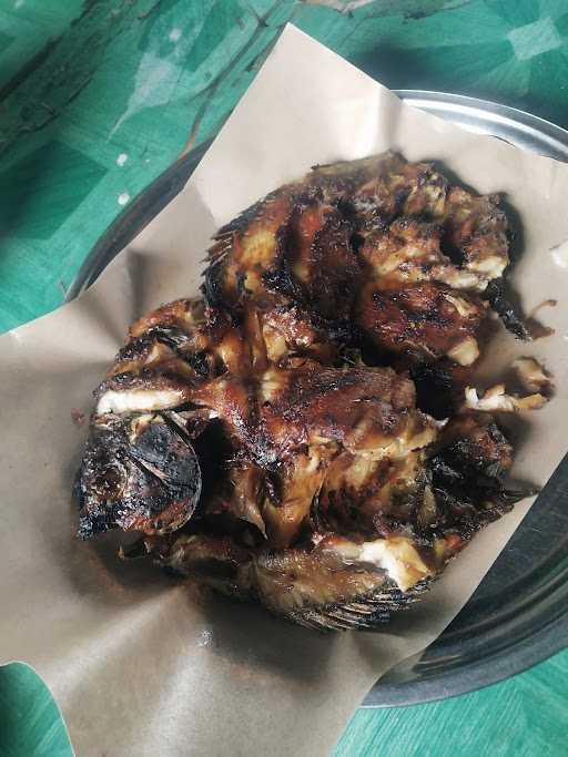 Ciminyak Kuliner Ikan Bakar 3