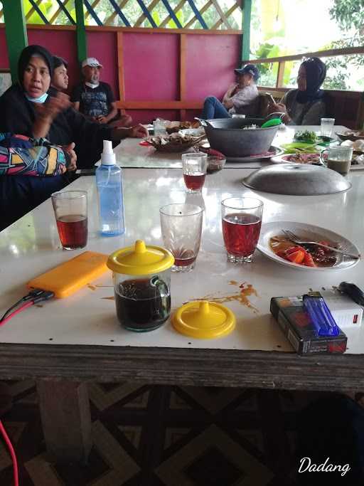 Rumah Makan Family 4