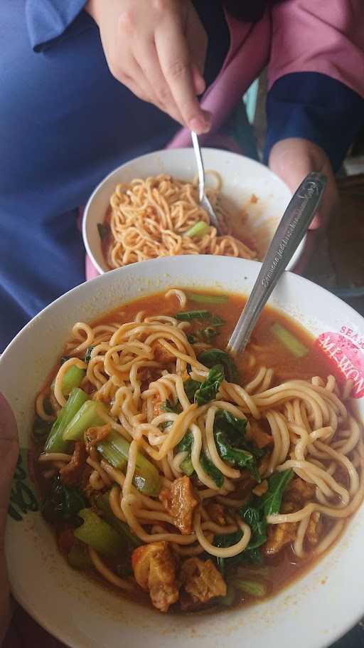 Mie Ayam Mekar Wangi Mang Lili 1