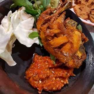 Ayam Bakar Bhakti Ujung 1