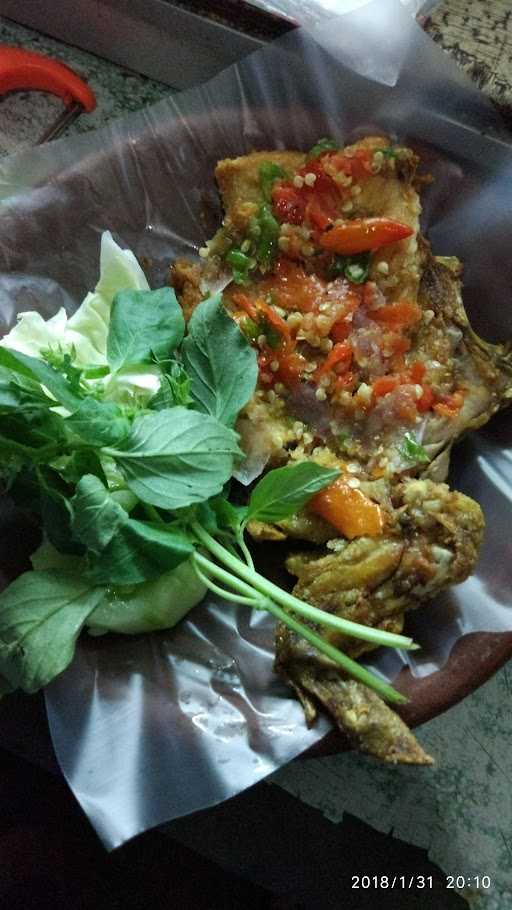 Ayam Penyet 27 - Kelapa Gading 4