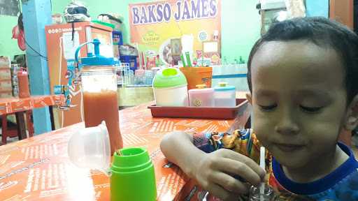 Bakso James 3