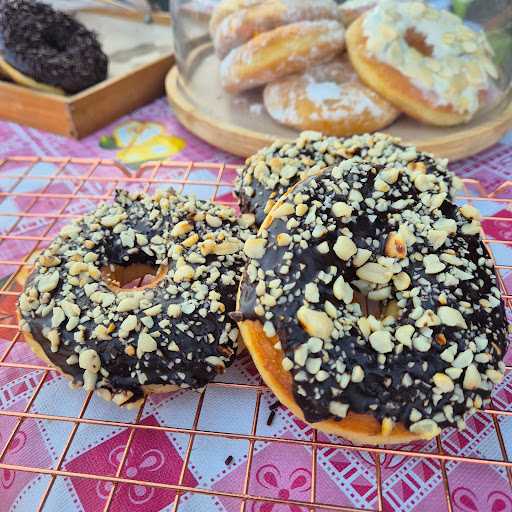 Donat Tetangga 5