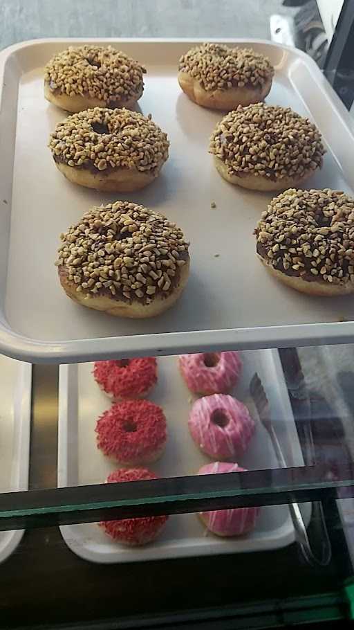 Ziefive Donuts 3