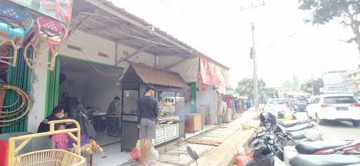 Ayam Bakar Khas Cirebon - Depok 9