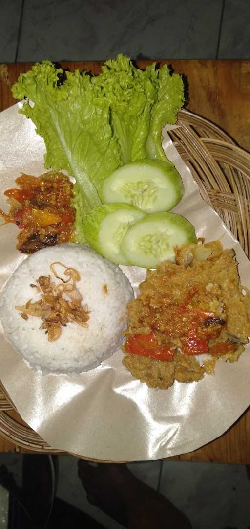 Ayam Geprek Sambel Mercon Oneng 3