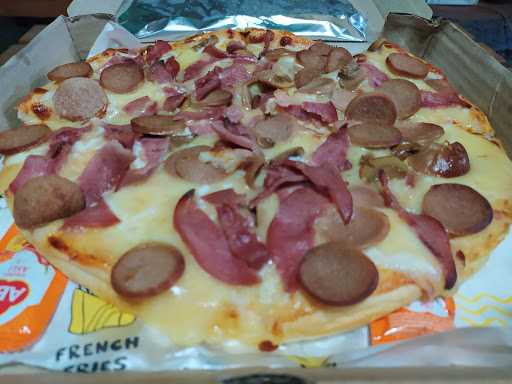 Kemang Home Pizza 6