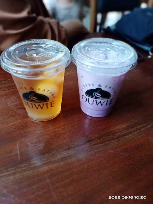 Ouwie Coffee And Eatery 9