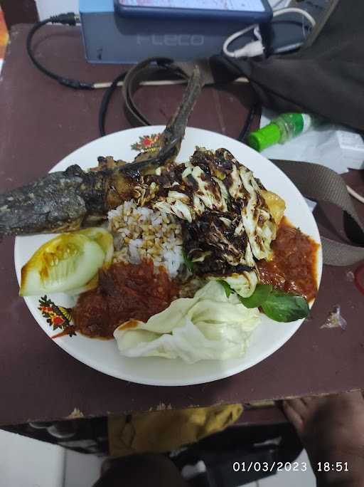 Pecel Lele Ainun 1