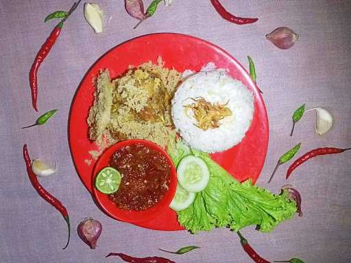 Pecel Lele Lembakum Bela Negara 5