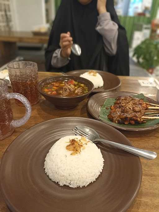 Sop & Sate Haji Beni 10