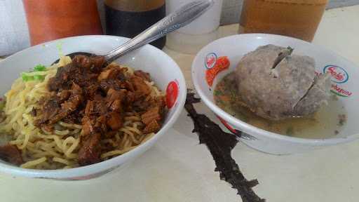 Soto Mie Boga Rasa 10