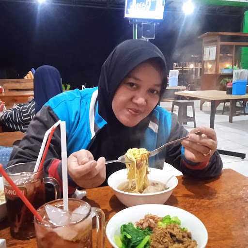 Mie Ayam 3 Putri 8