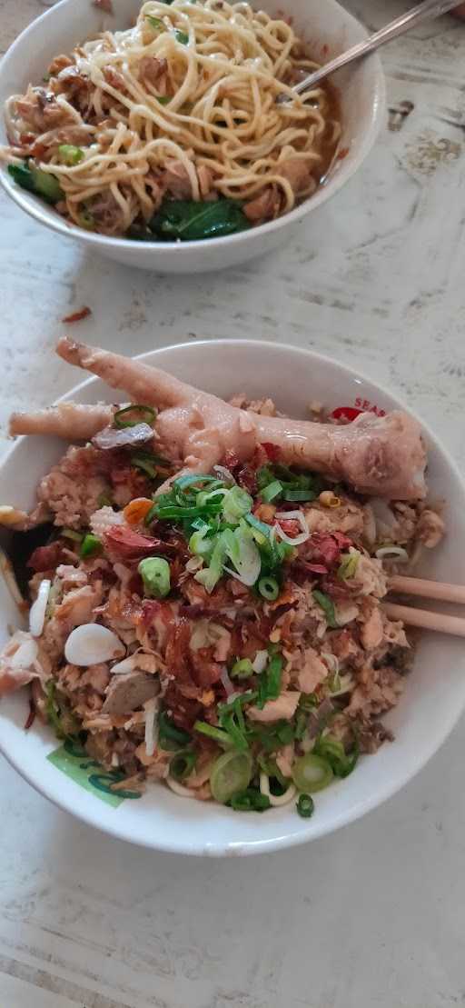 Mie Ayam & Bakso Bu Candra 2