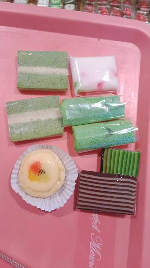 Toko Kue Anugrah Cipta Rasa 3