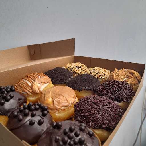 Fatma Donut 7