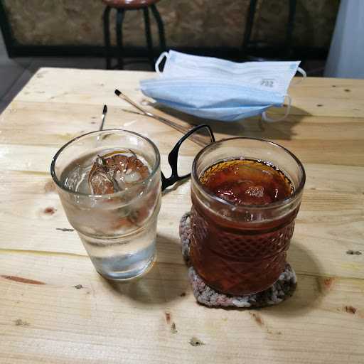 Warung Kopi Udin Wati 8