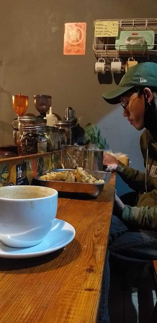 Warung Kopi Udin Wati 5