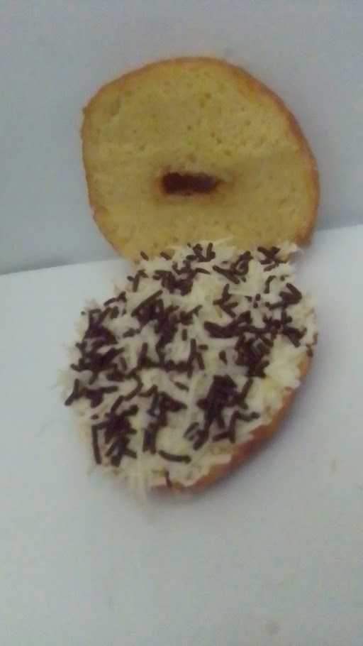 Donat Kentang Salma 8