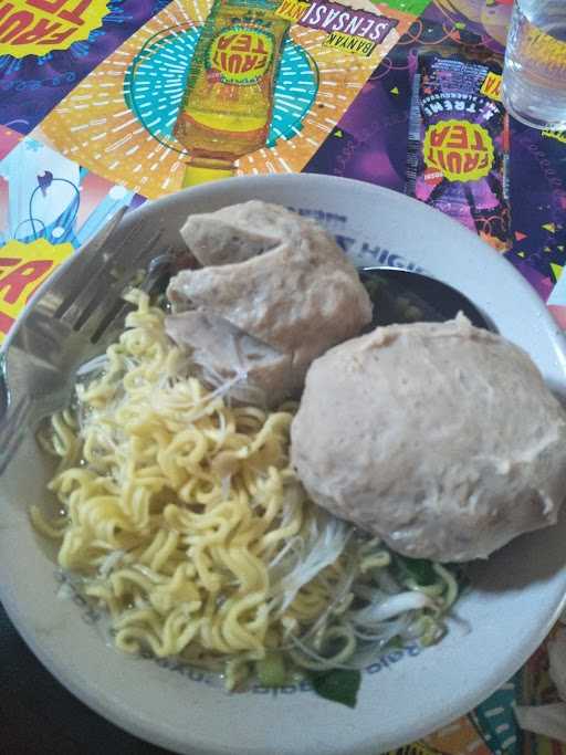 Mie Baso Pak Kumis 7