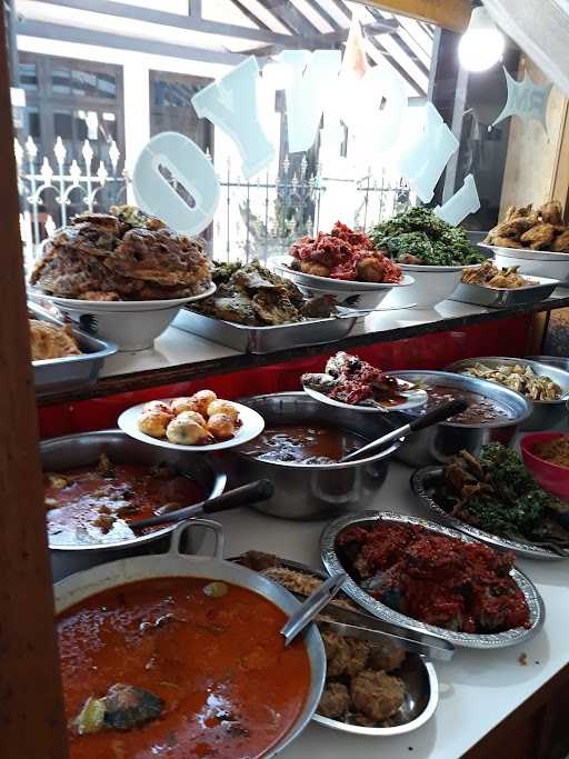 Warung Nasi Padang Ikonyo 8