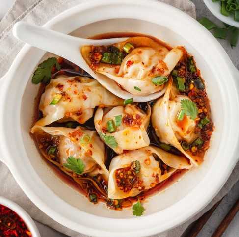 Wonton Pangsit Chili Oil Lucky 3