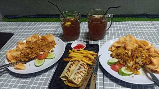 Dahari Resto Cafe 5