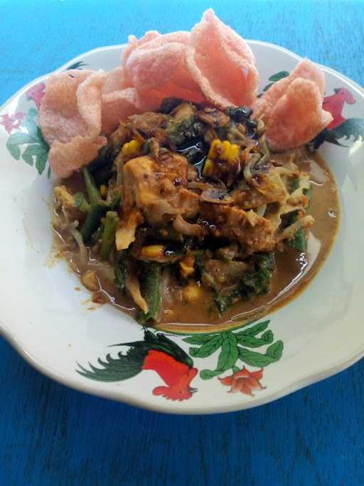 Gado Gado Jl. Kompos 3