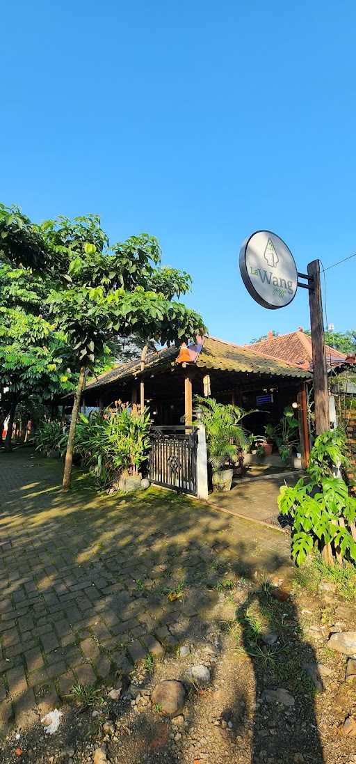 Lawang Jogja Coffee And Resto 9