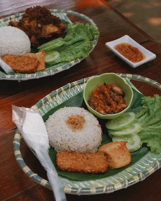 Warung Santai Bale Tondjong 5