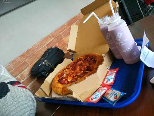 Domino'S Pizza 1