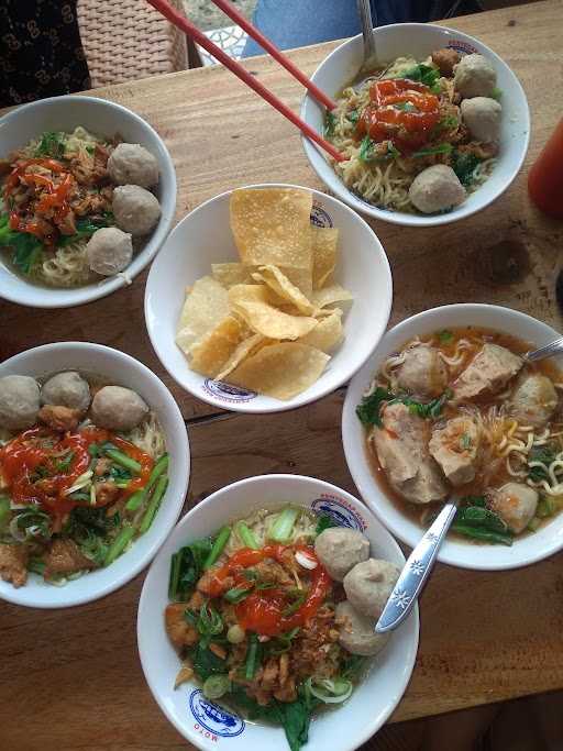 Mie Ayam Bakso Pakde Kumis 5