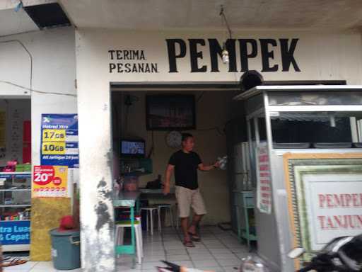 Pempek Palembang Tanjung 10