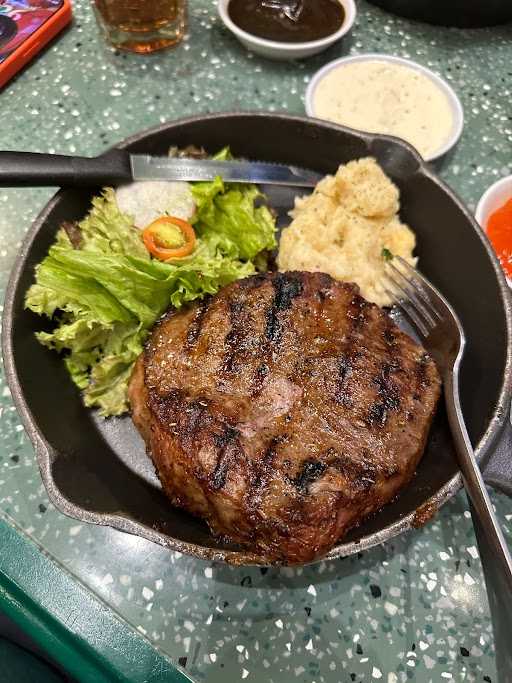 Holysteak! - Tsm Cibubur 3