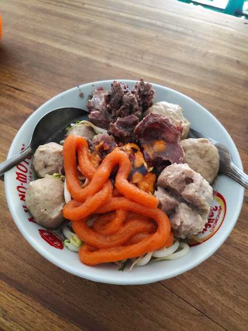 Warung Bakso Mie Ayam  Pakde Karni Wonogiri  7