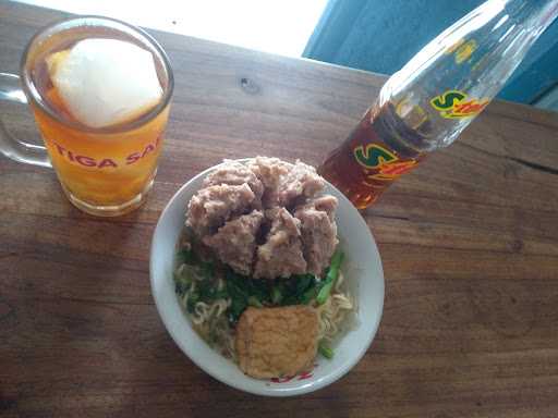 Warung Bakso Mie Ayam  Pakde Karni Wonogiri  9