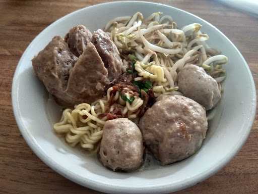 Warung Bakso Mie Ayam  Pakde Karni Wonogiri  5