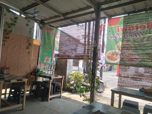 Warung Soto Betawi Nenek Iyop 3