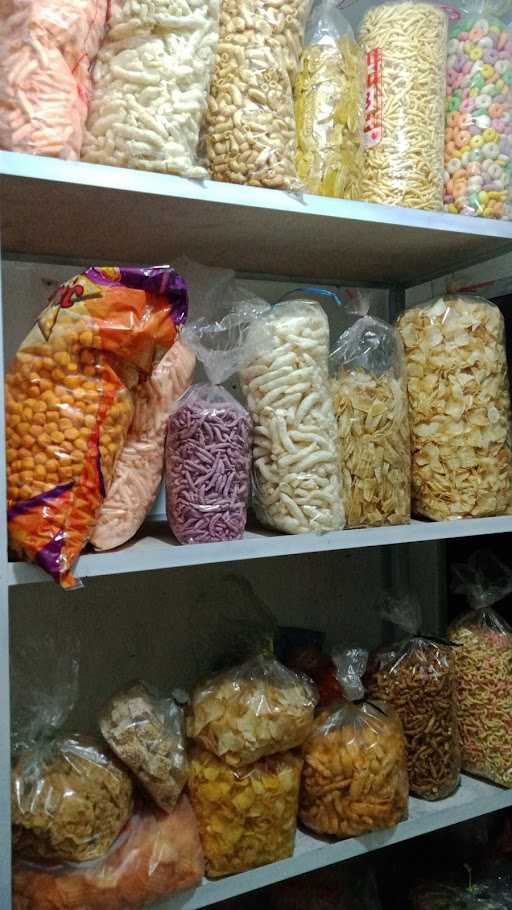 Snack Kiloan Bandung 9