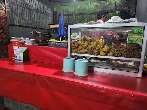 Pecel Lele Putra Ronggolawe 6