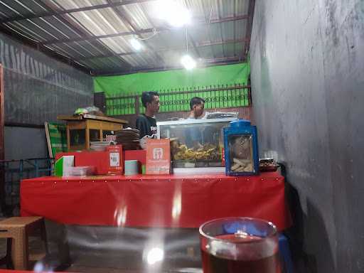 Pecel Lele Putra Ronggolawe 9