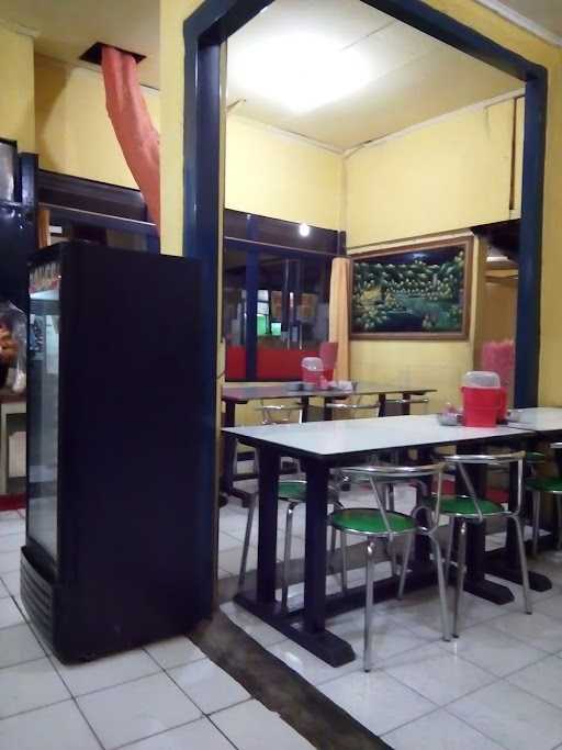 Rumah Makan Melati Indah 4