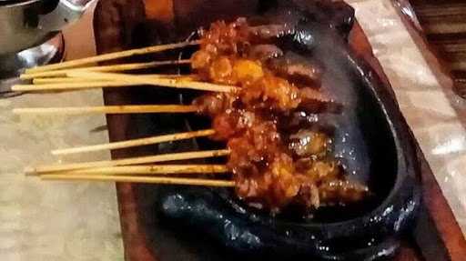 Warung Sate Mas Caluk 4