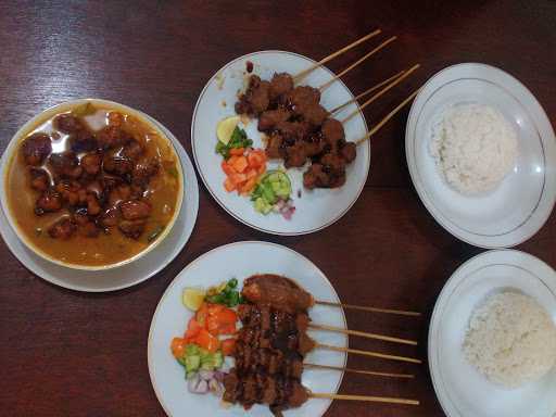 Warung Sate Mas Caluk 7