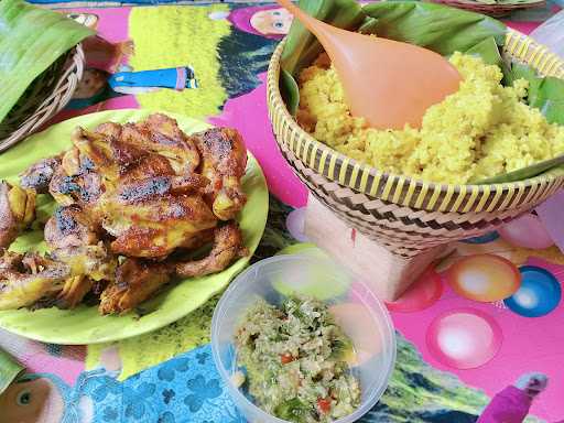 Saung Makan Abs (Ayam Bakar Sedap) 3