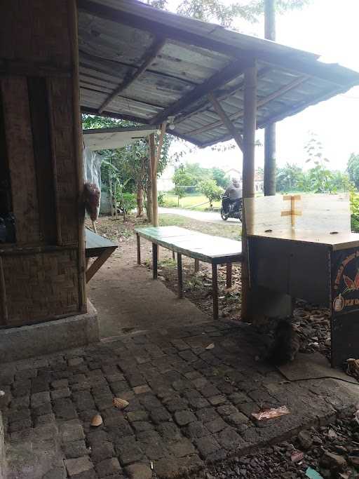 Warkop Saung Emak 1