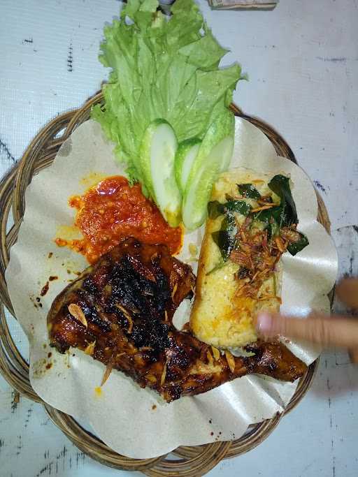 Ayam Bakar Cemara 5